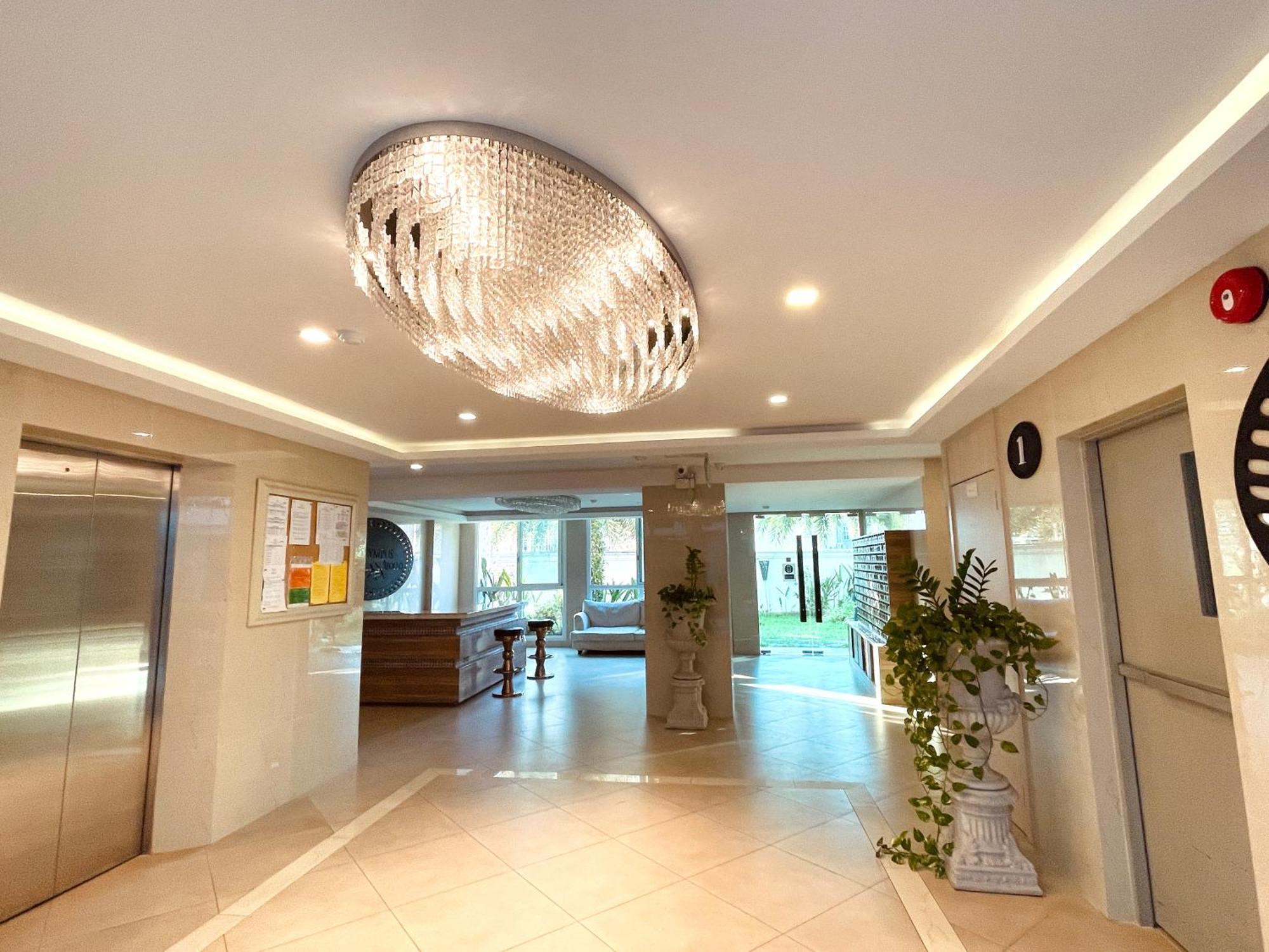 City Garden Olympus Condo & Yahaha Патая Екстериор снимка