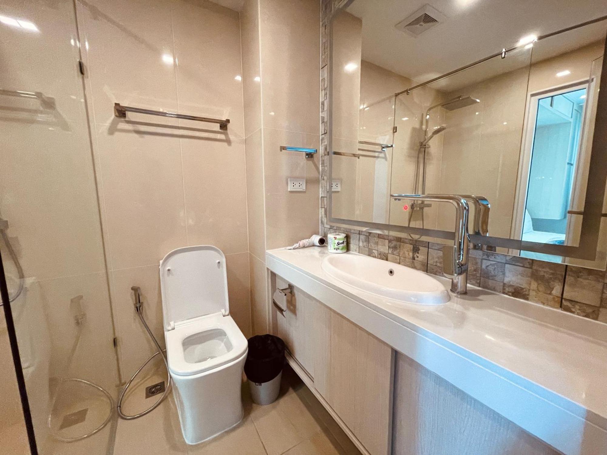 City Garden Olympus Condo & Yahaha Патая Екстериор снимка